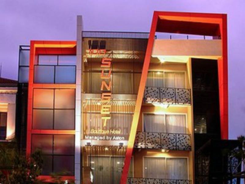 Hotel 100 Sunset Boutique Kuta Lombok Exterior foto